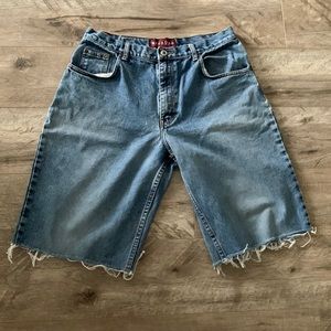 Size 30 jorts good condition